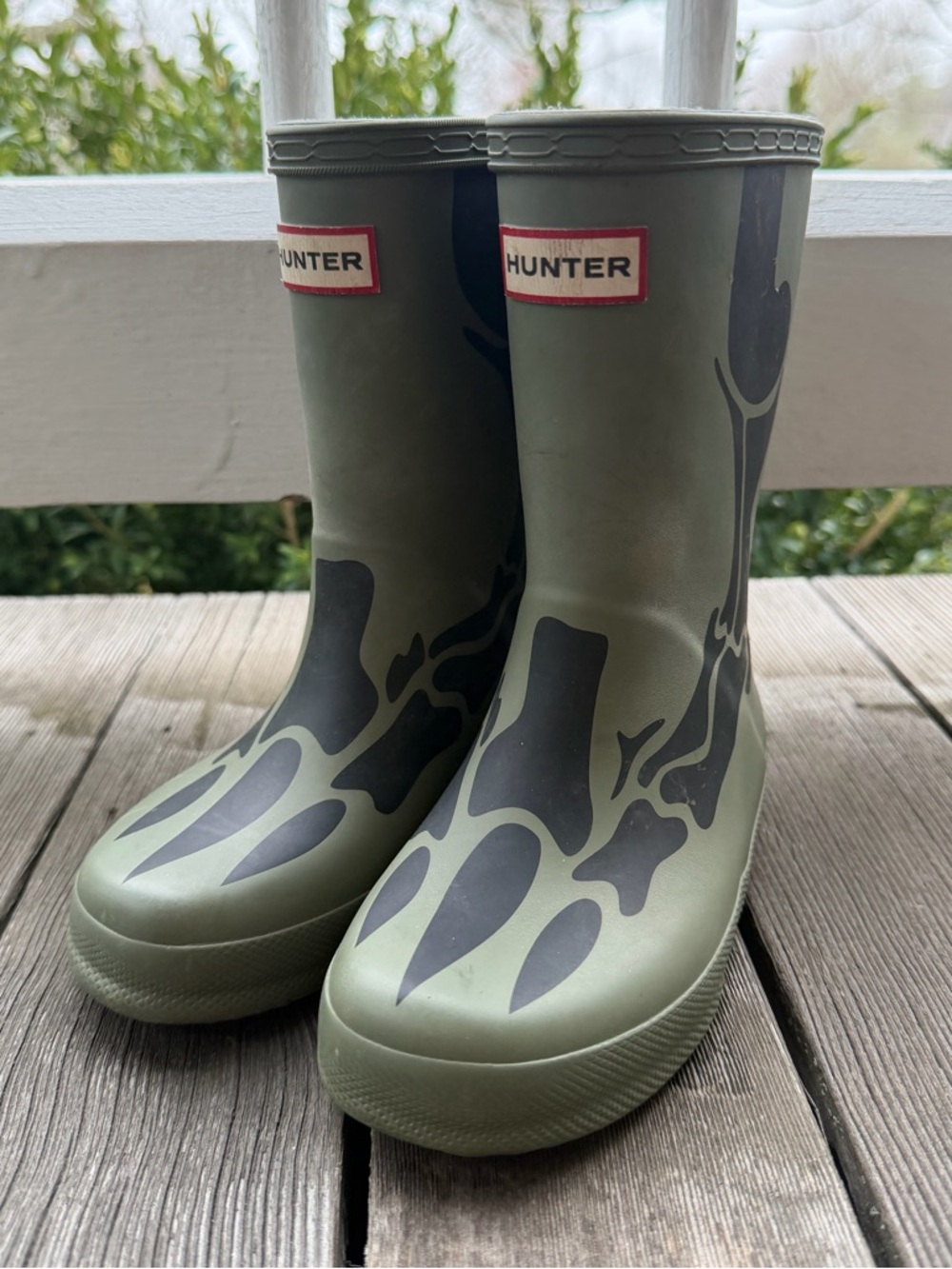 HUNTER Green Dinosaur Bone Rain Boots Size 9 - Picture 2 of 9